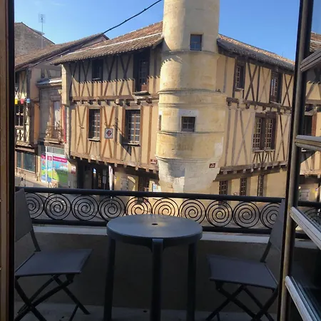 Maison Au Coeur D'un Village